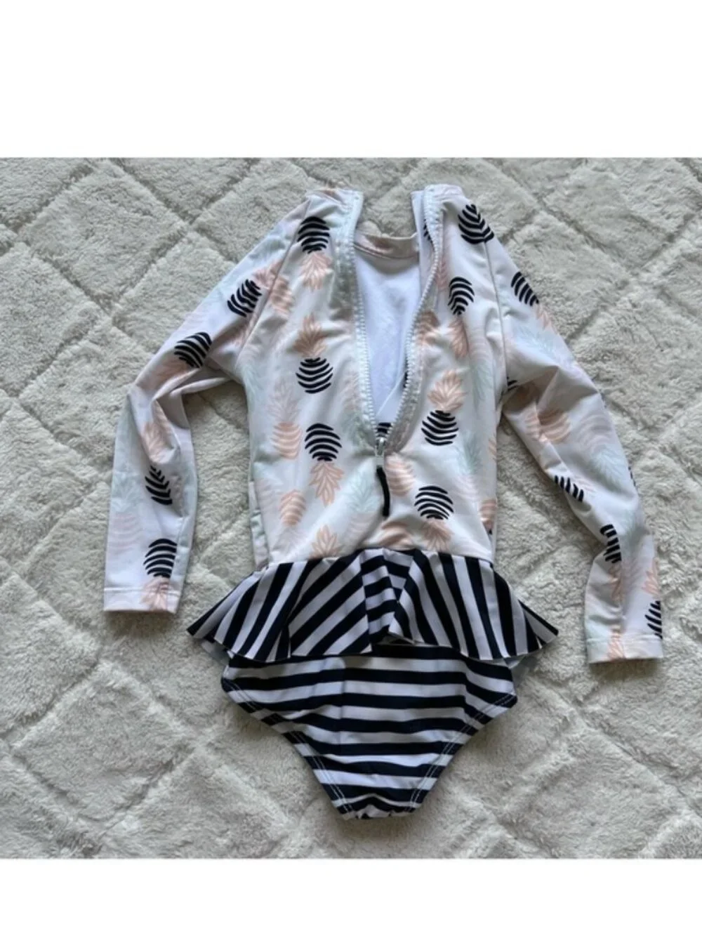 Dot Dot Smile | Long Sleeve Pineapple Rash Guard | Size 5/6